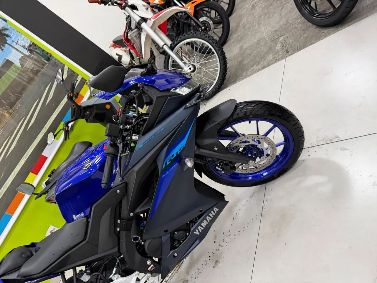 YAMAHA YZF R15 - Foto 5