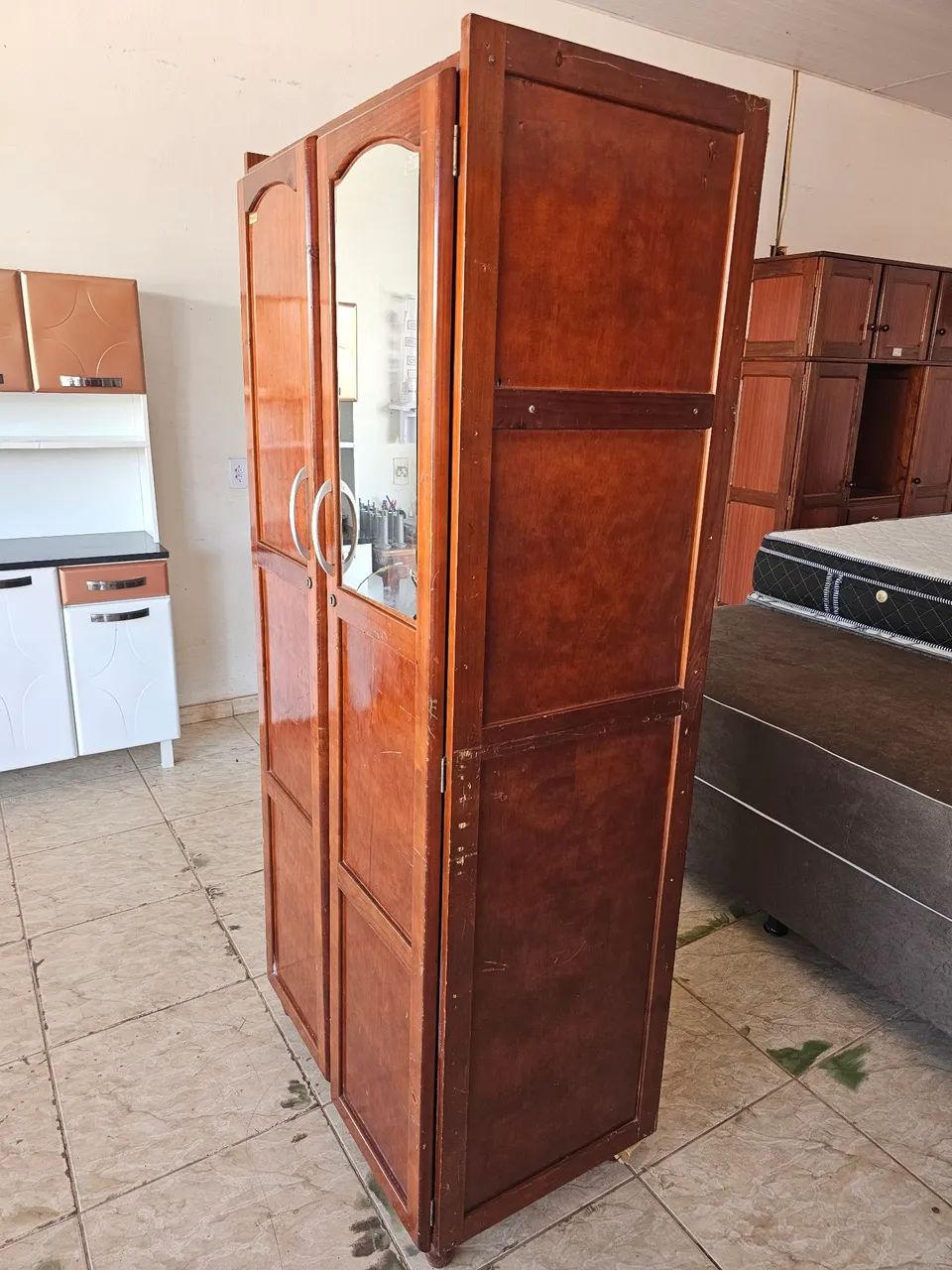 Guarda roupa usado de pinho  - Foto 3