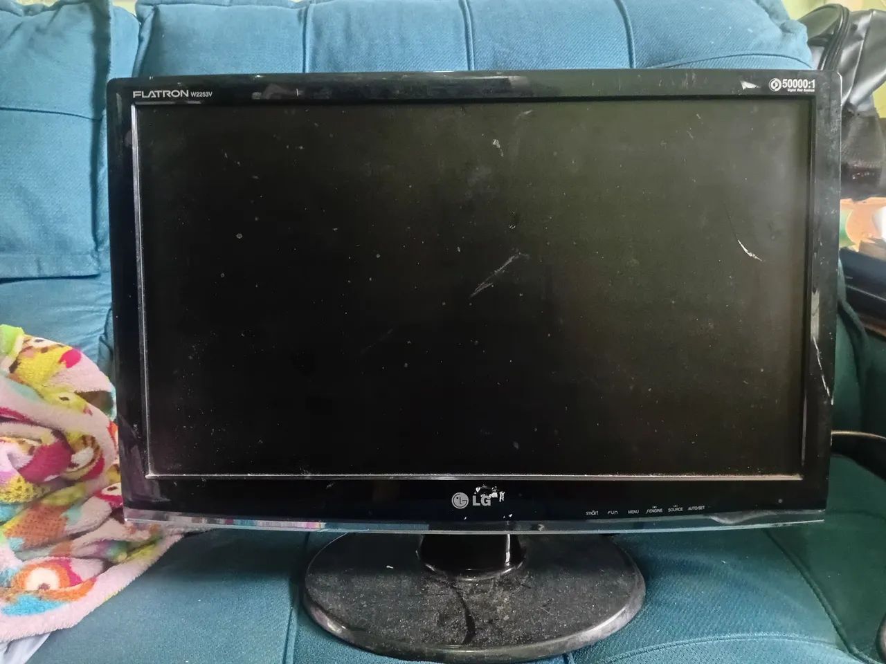 Monitor LG Flatron W2253V-PF HDMI