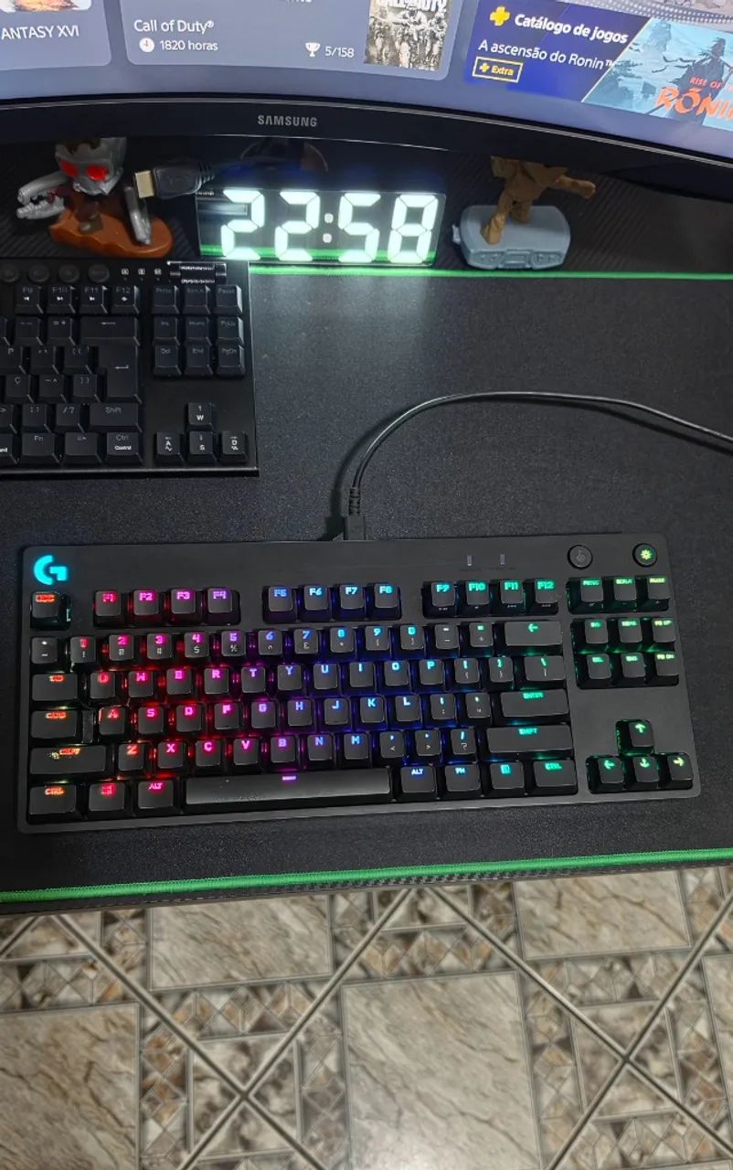 Teclado Gamer - Logitech G PRO