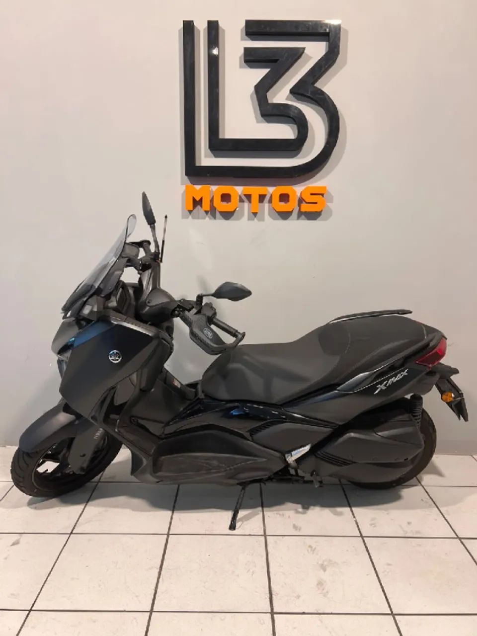 YAMAHA XMAX 250 CONNECTED - Foto 4