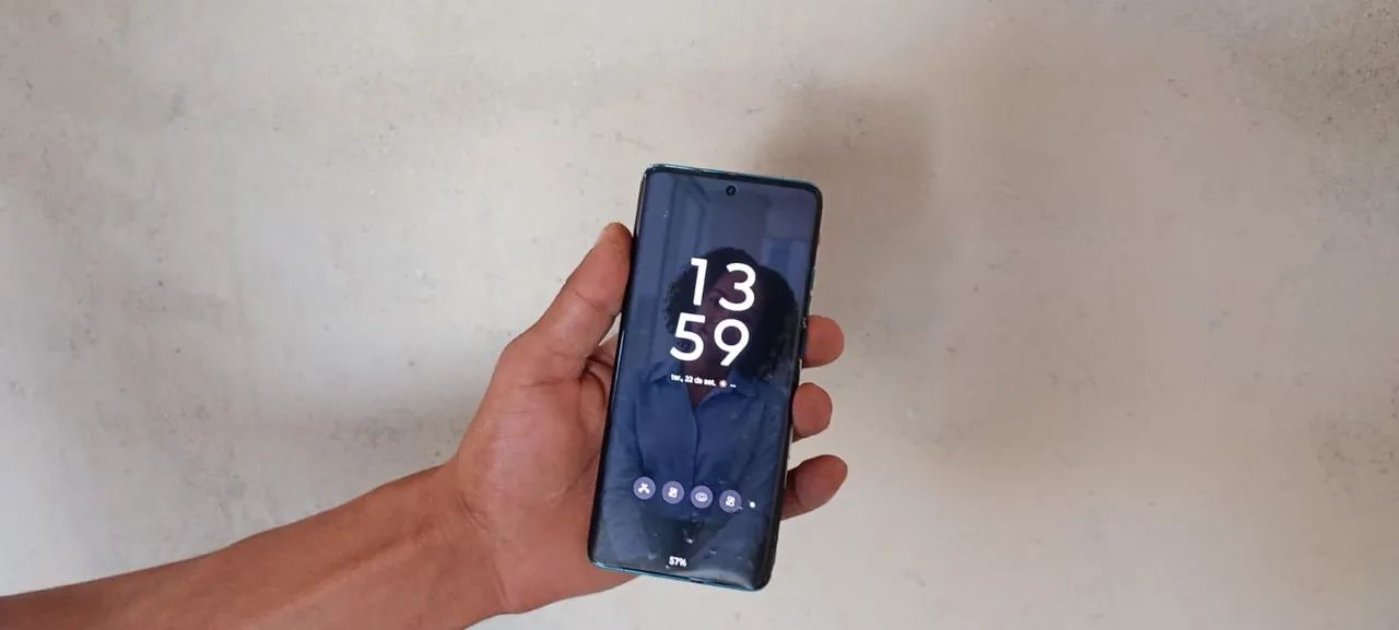 Motorola 40 Edge neo  - Foto 2