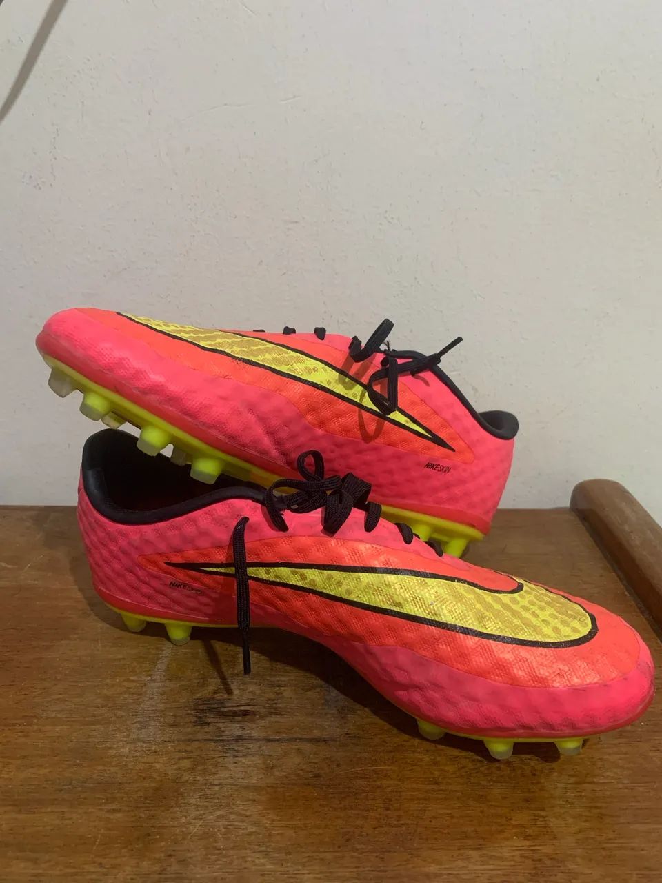 Vendo Chuteira Hypervenom elite, chuteira profissional.