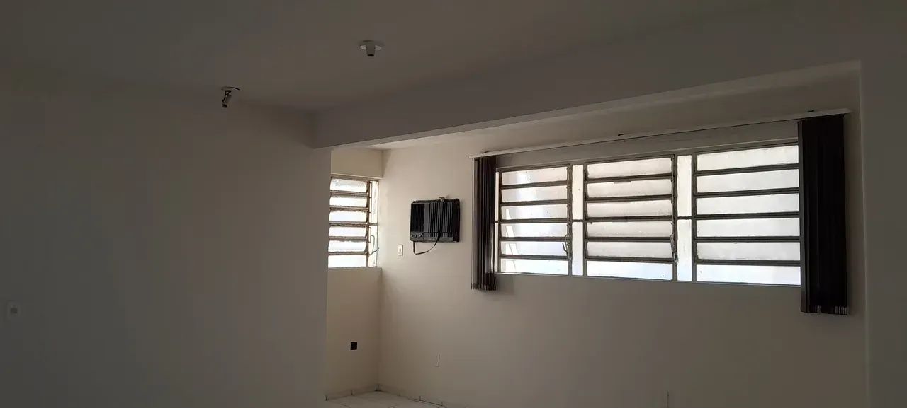 SALA ALUGAR NO CENTROCOM 29 METROS DE ÁREA NO CENTRO