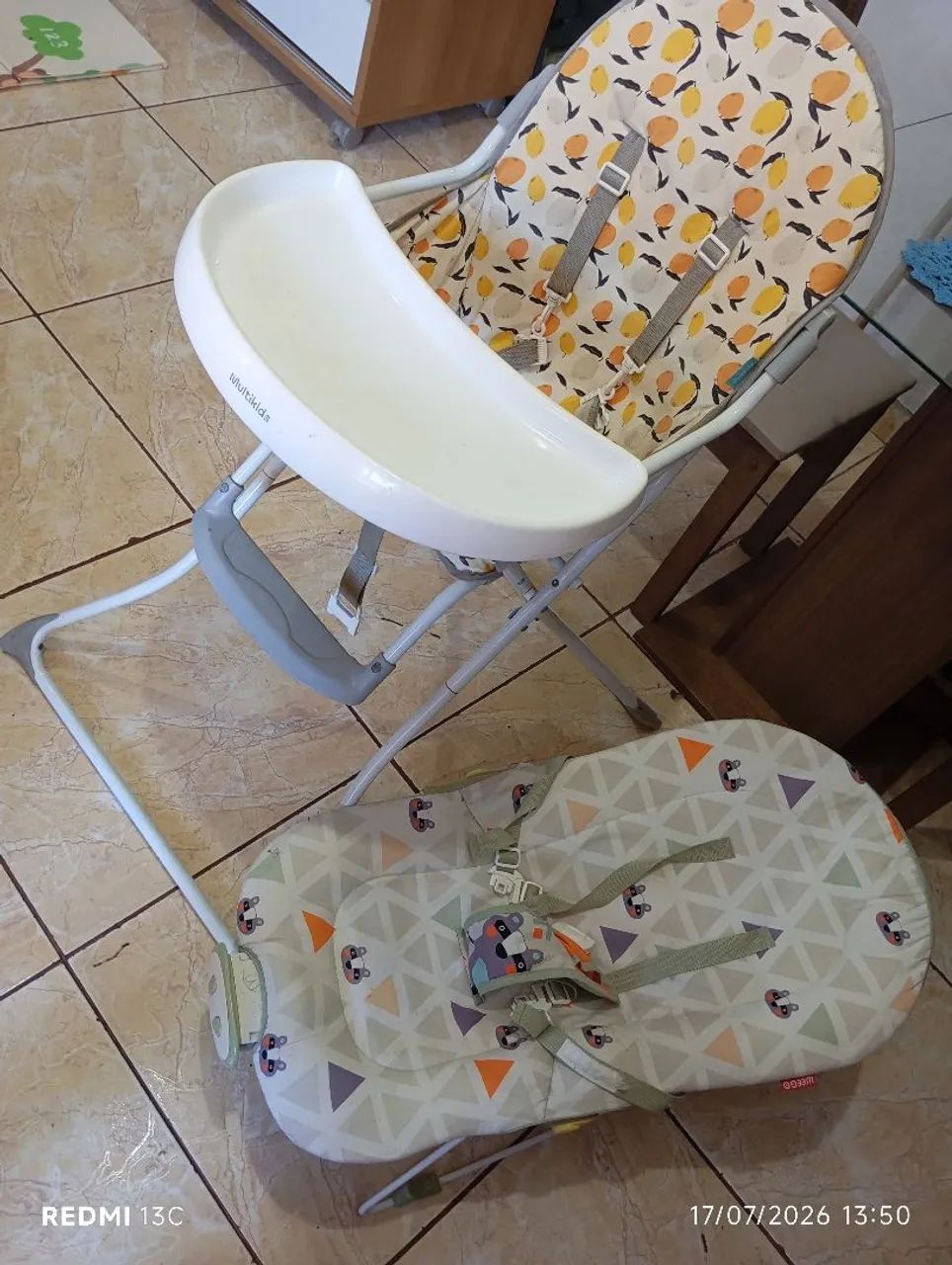 Cadeira alimentação e cadeirinha de apoio  - Foto 2