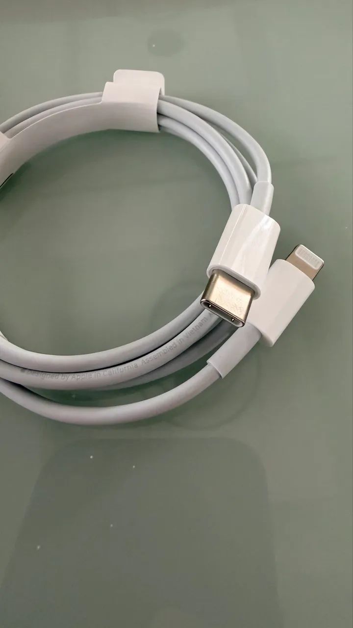 Carregador original IPhone - Nunca utilizado - Foto 3