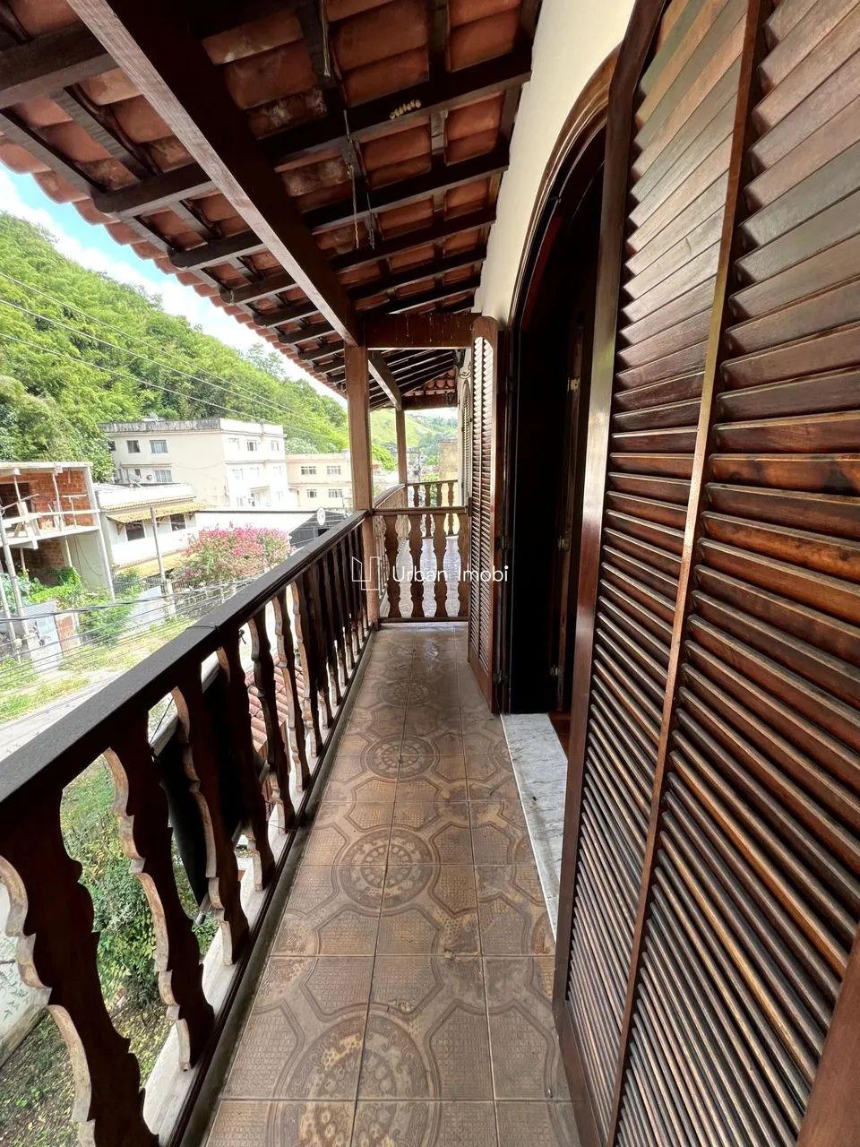 Casa com 5 Quartos no Verbo Divino  Barra Mansa