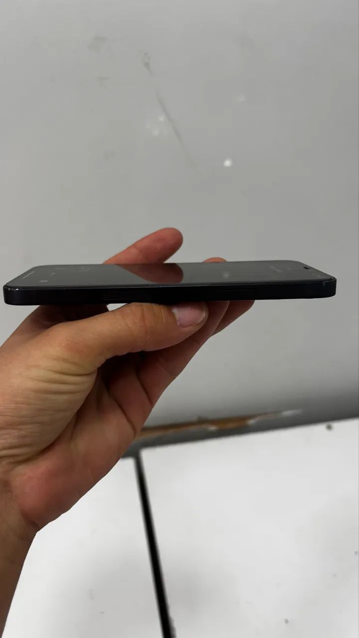 IPHONE 12 - Foto 4