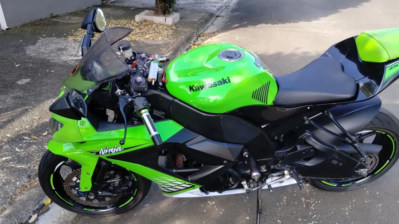 Motos Kawasaki Ninja Zx-10/ Zx-10r 1000cc na Grande Campinas e
