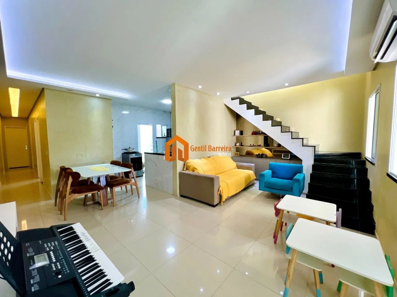 Casa Duplex na Sapiranga 186m²