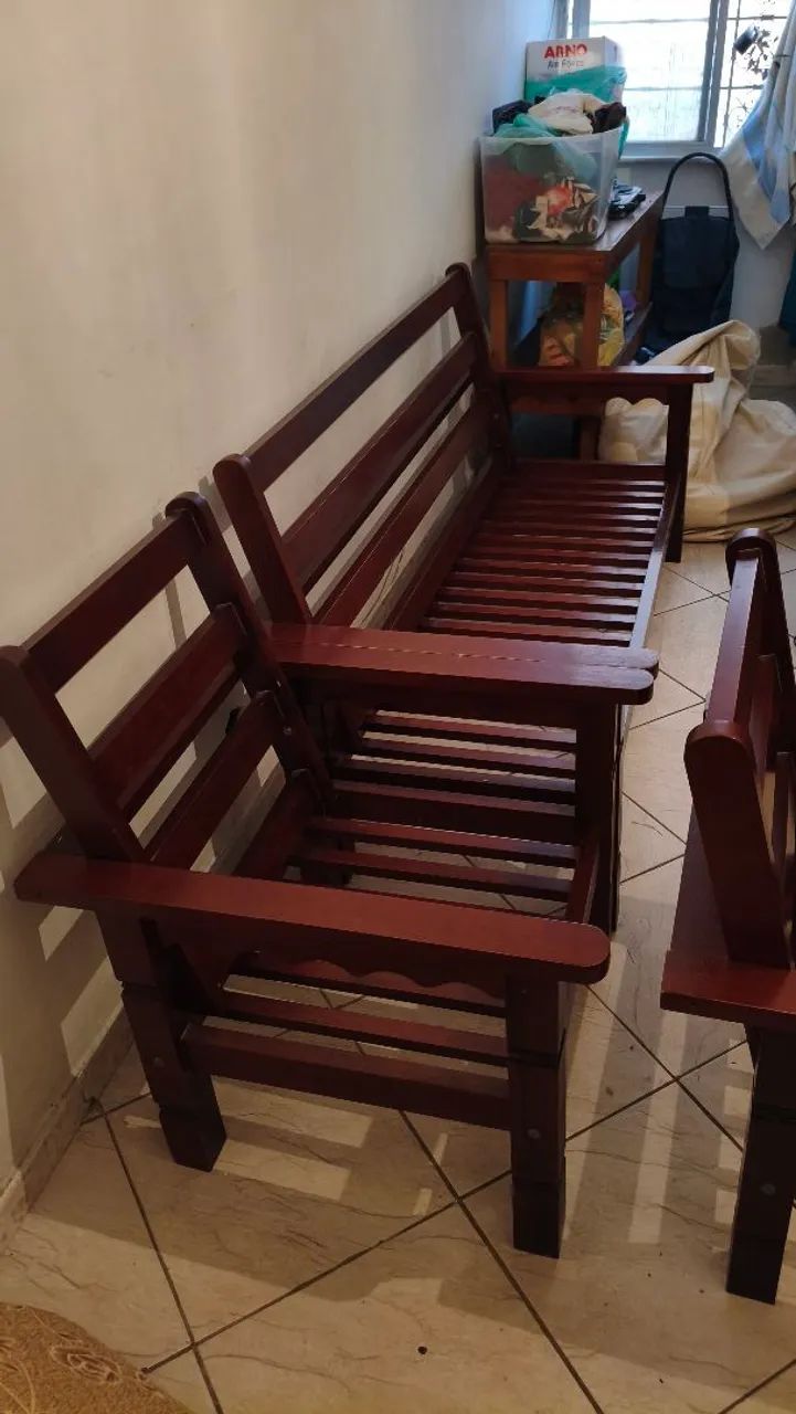Conjunto de Sofás de Madeira  - Foto 5