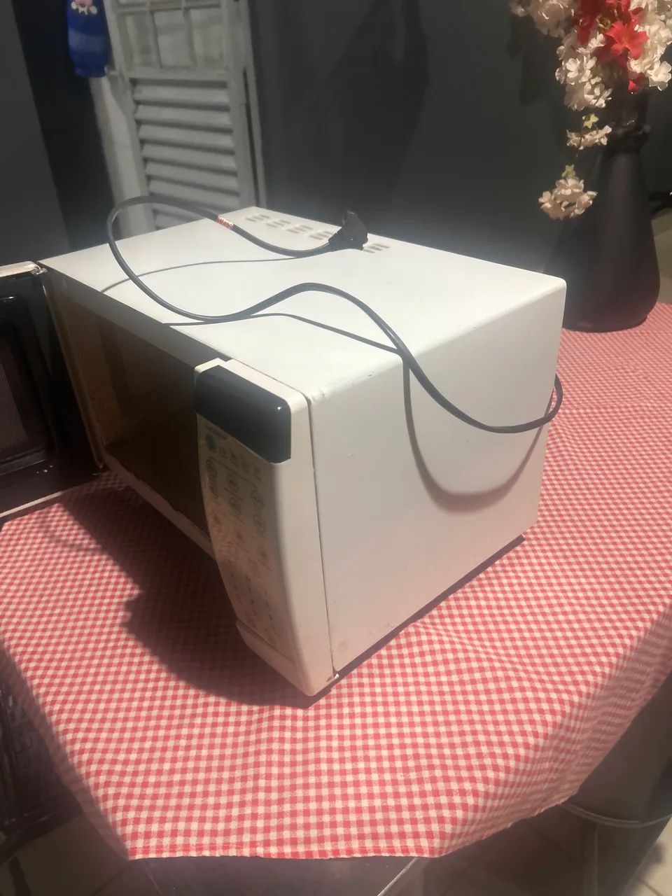 Microondas usado (não está funcionando ) - Foto 5