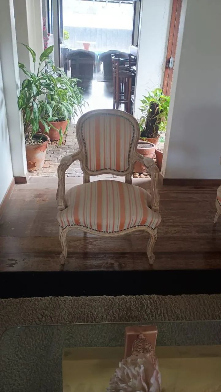 Cadeiras Estilo Luís XV  - Foto 4