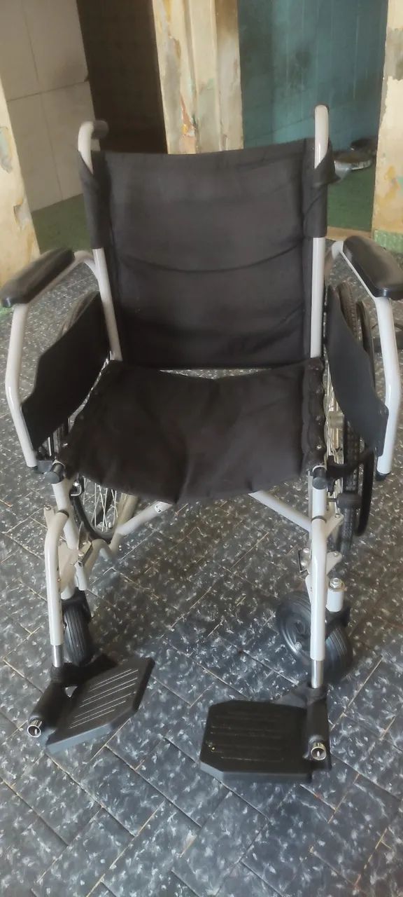 Cadeira de rodas plus - Foto 2