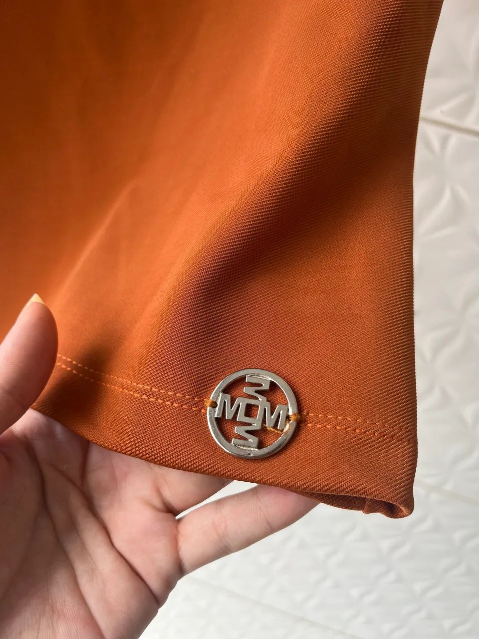 Blusa Terracota Romântica com Mangas Puff de Renda - Foto 5