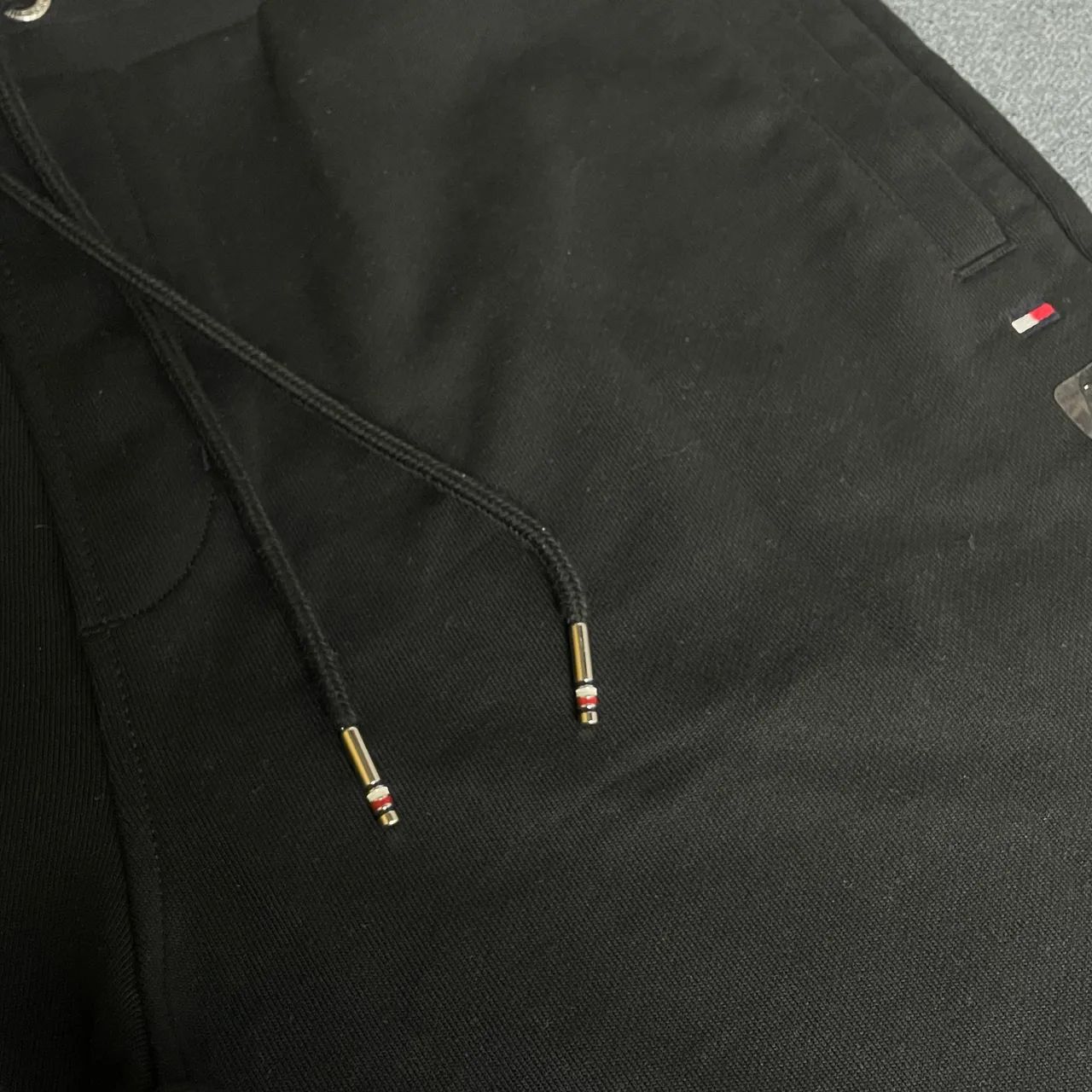 Bermuda Moletom Tommy Hilfiger M - Foto 2