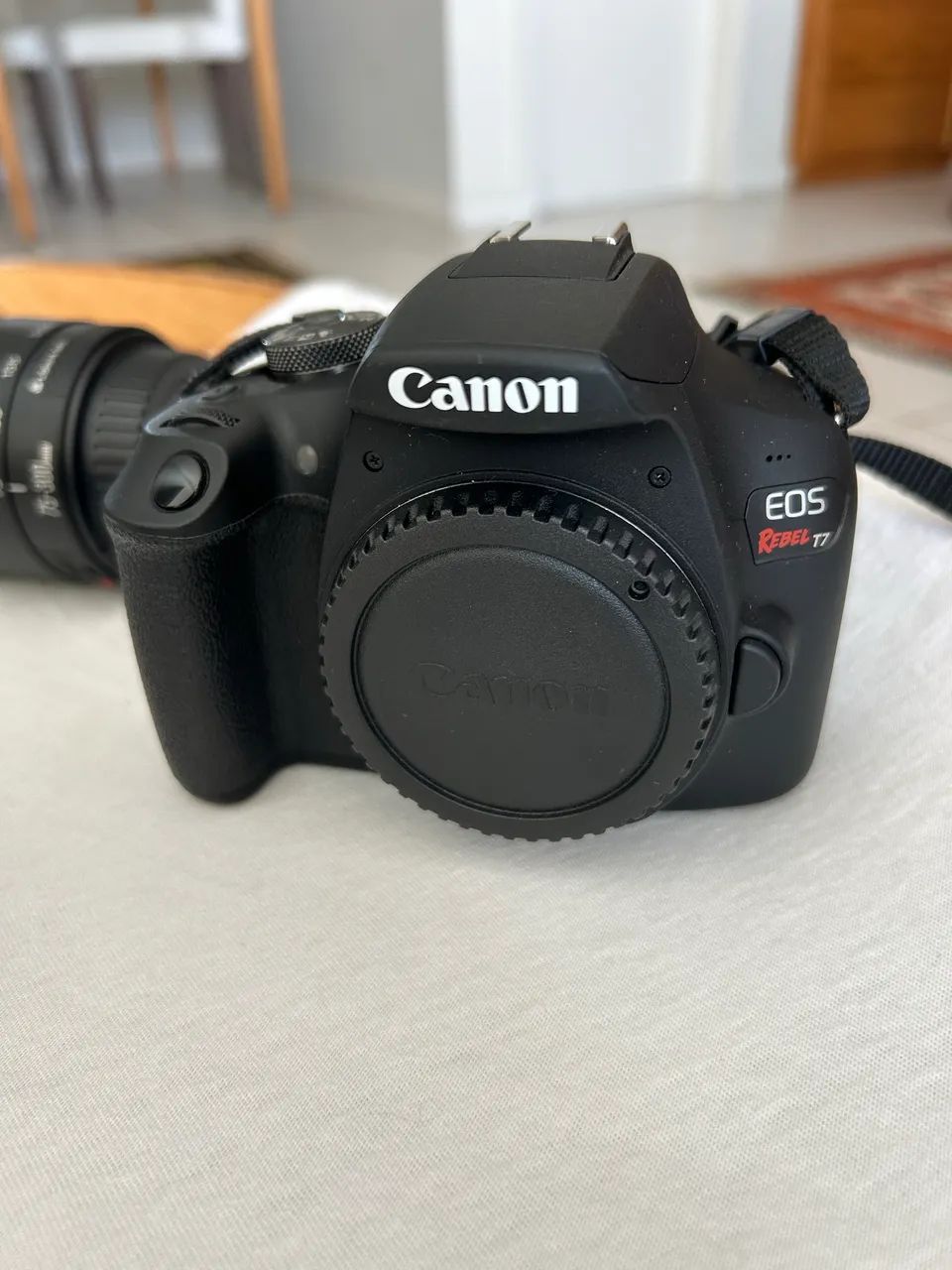 Vendo Camera Canon Rebel T7 + 2 lentes - Foto 4