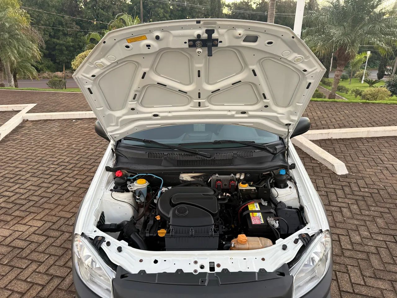 Fiat Strada Working Hard 1.4 Fire Flex 8V CS 2019 - Foto 2