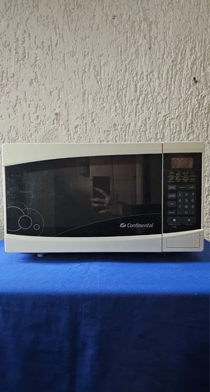 Micro-Ondas Continental Excelente