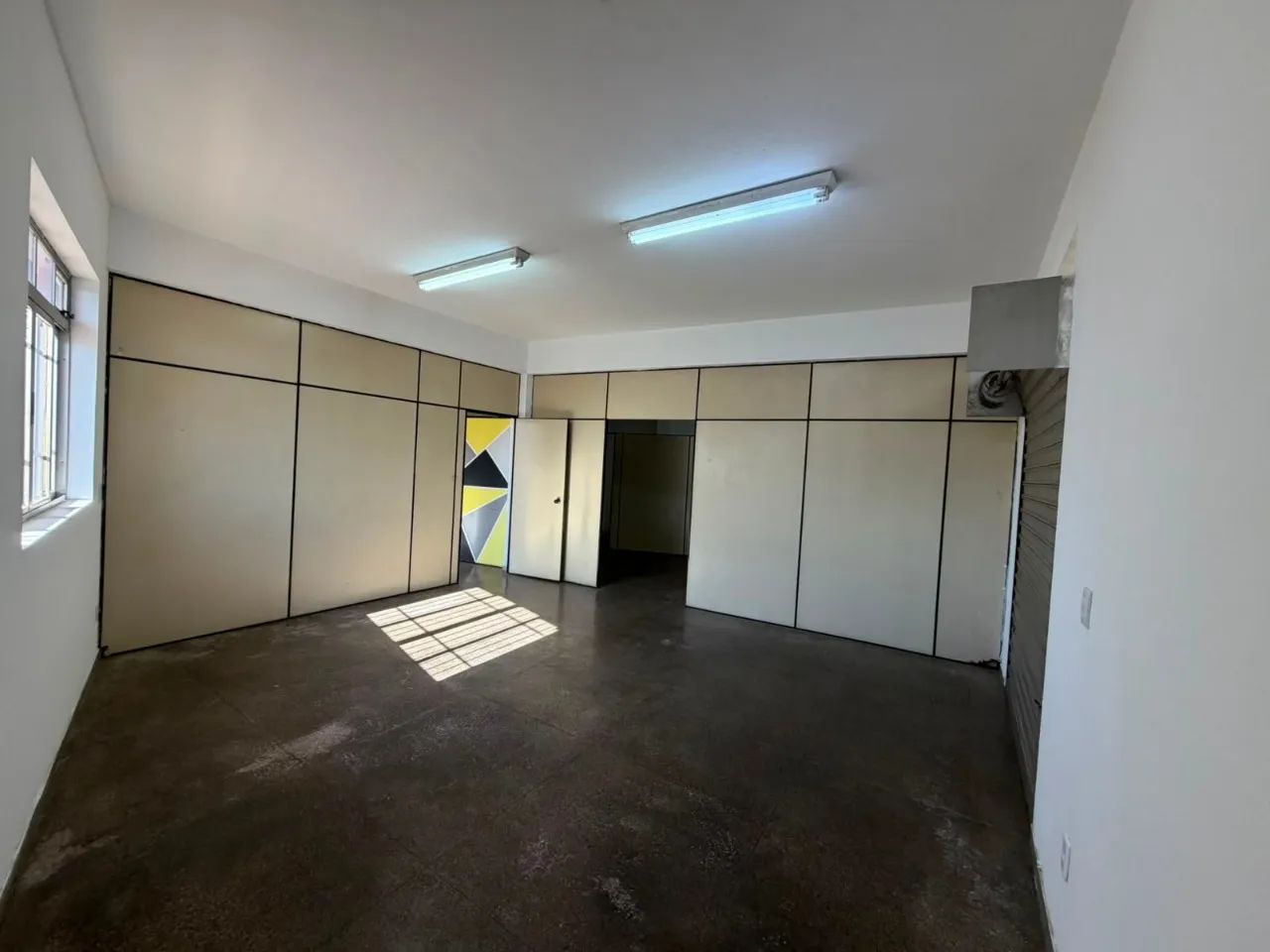 Sala comercial com 96m² - Foto 2
