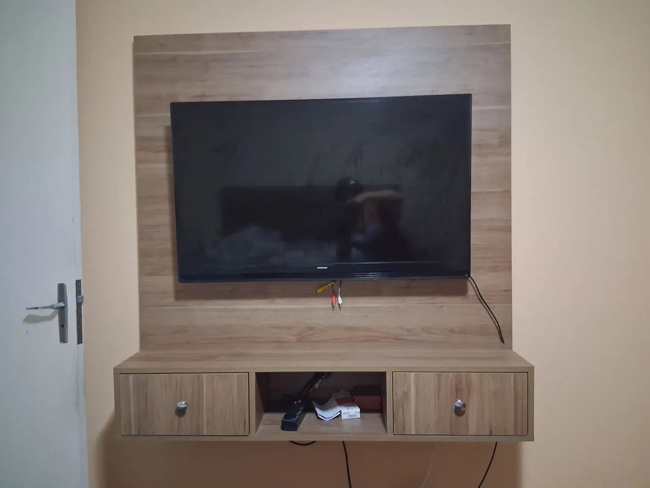 Painel de TV com gaveta  - Foto 3