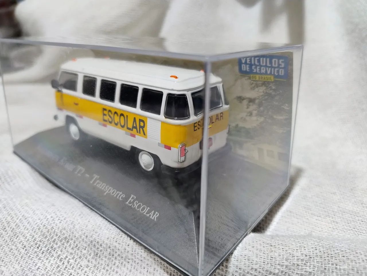 Miniatura Kombi escolar anos 80