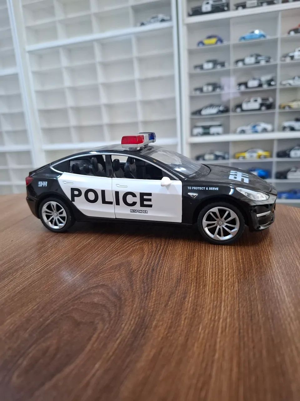 Miniatura Police 1/24 Tesla Model 3 LSPD Eletric - Foto 2