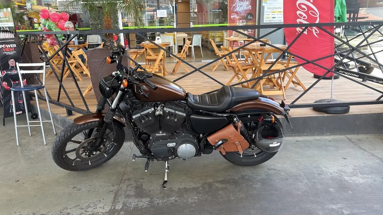 Harley Davidison 883 Iron 2019 - Foto 2