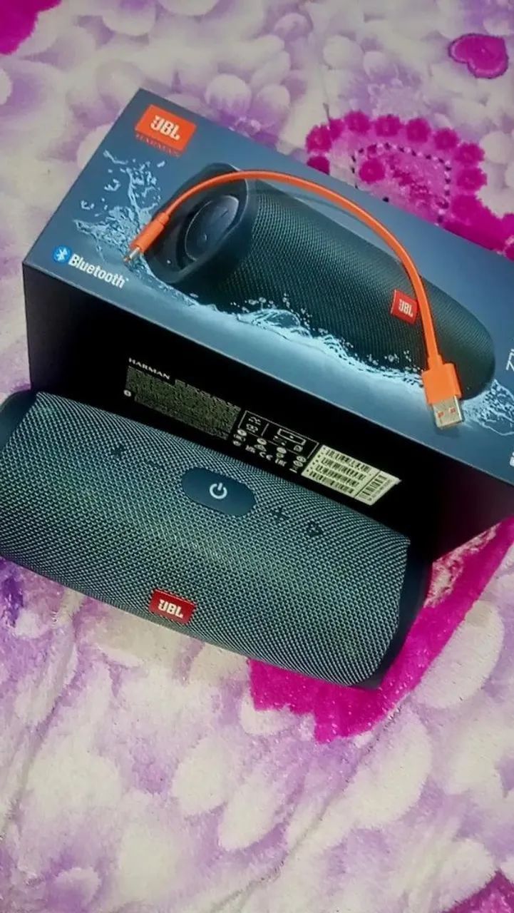 Vende-se JBL 