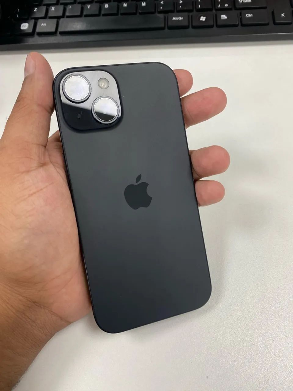 iPhone 15
