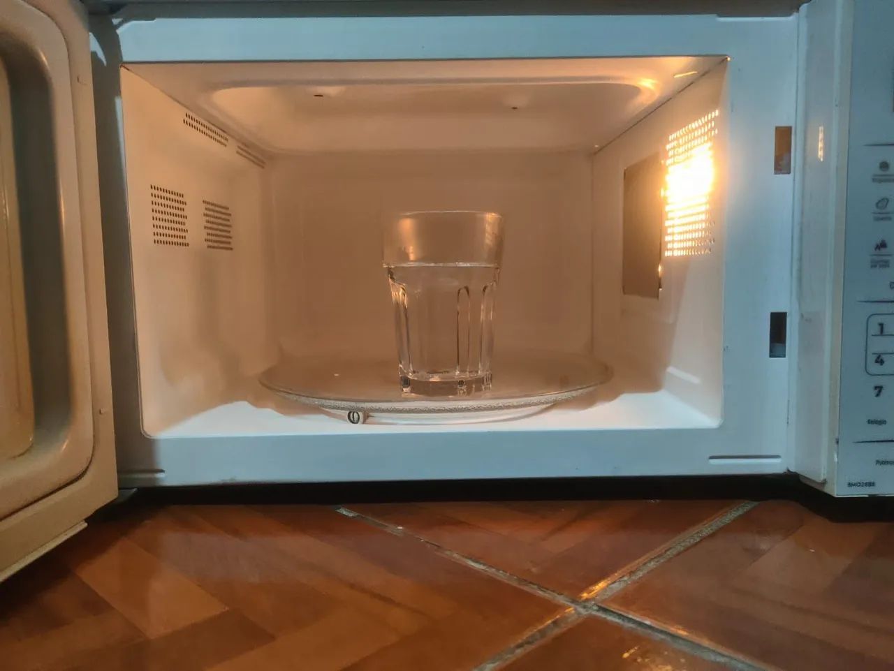 MICROONDAS BRITÂNIA  - Foto 5
