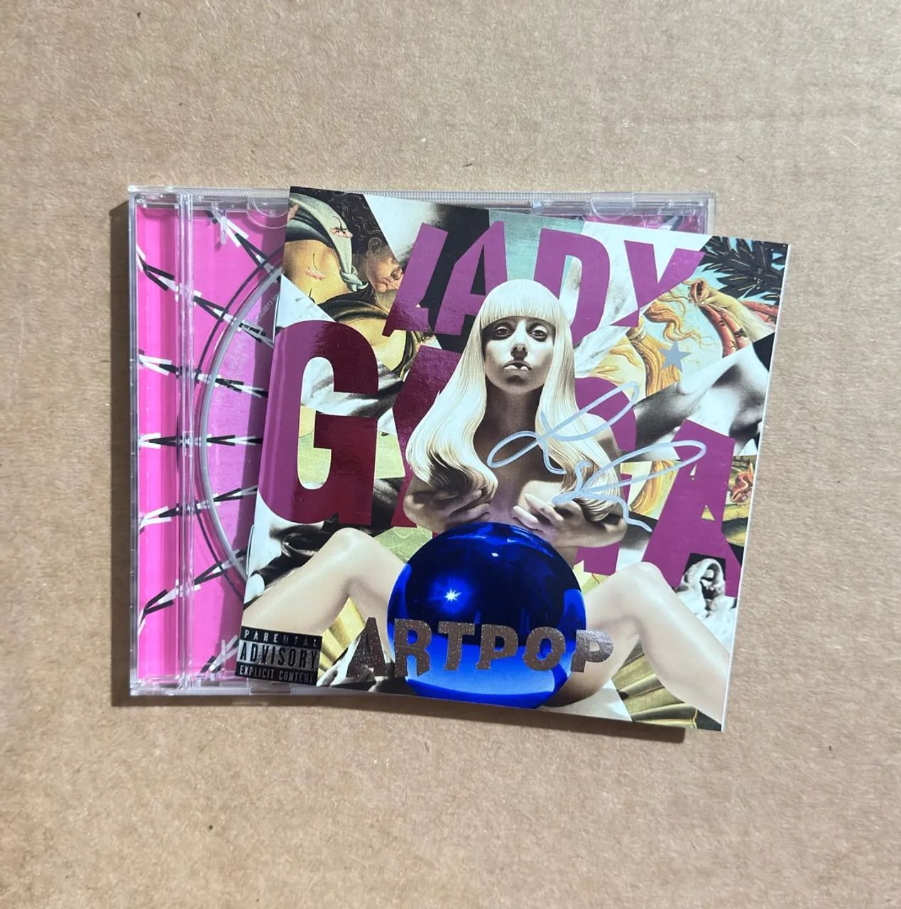 Lady Gaga ARTPOP CD Autografado - Foto 3