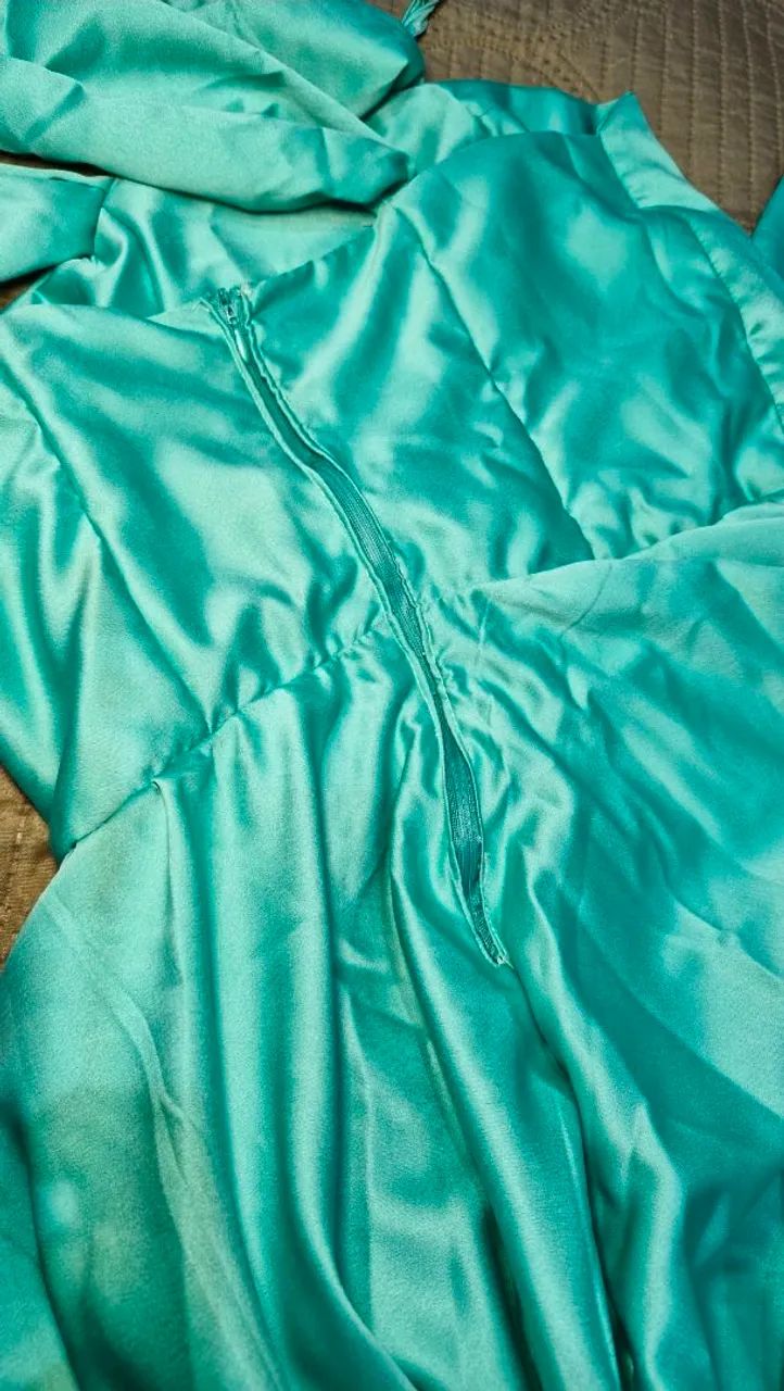 Vestido longo azul-turquesa feito sob medida - Foto 3