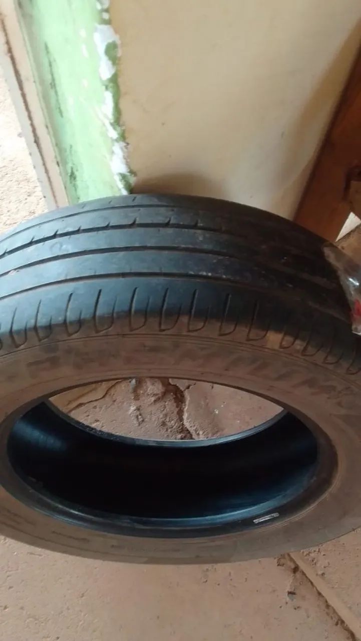 05 pneus usados bons, aro 195/65/15