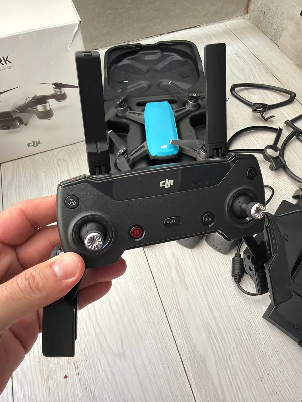 Drone Dji Spark Fly More Combo, 3 Baterias - Usado - Foto 5