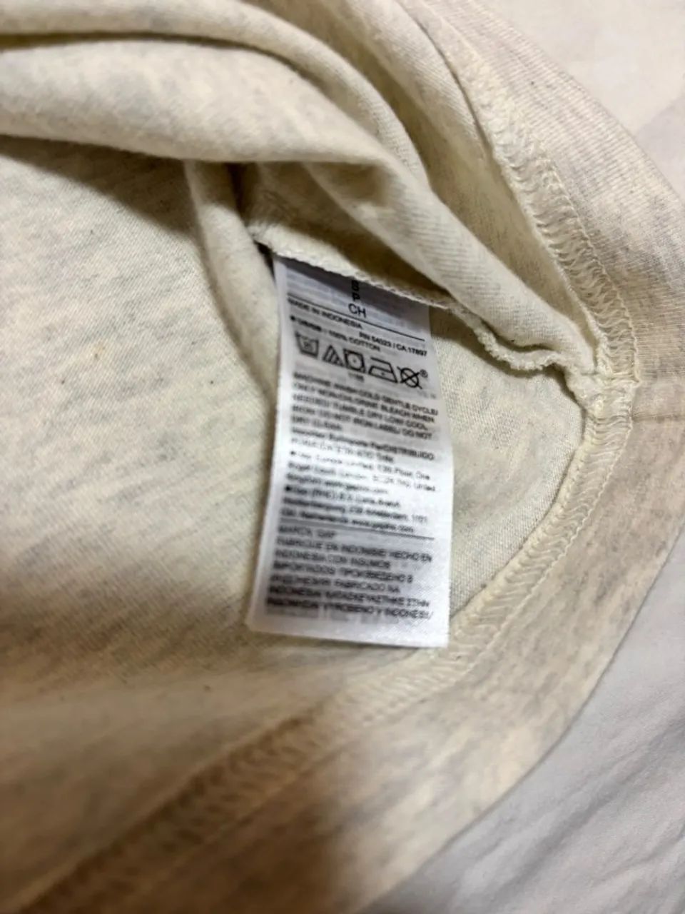 Camiseta Gap Básica Cinza - Foto 4