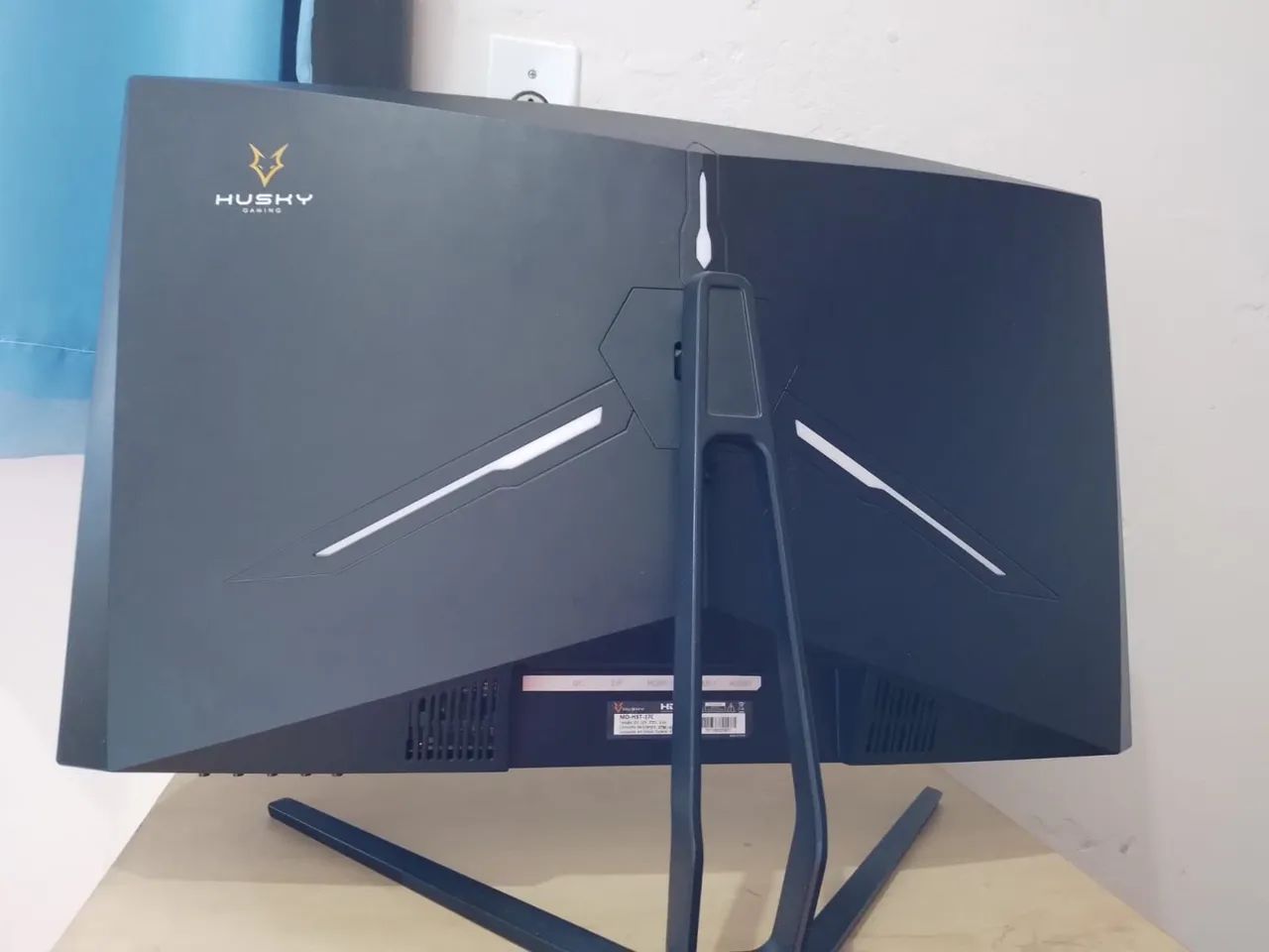 Monitor Gamer Curvo Husky Storm - Foto 2