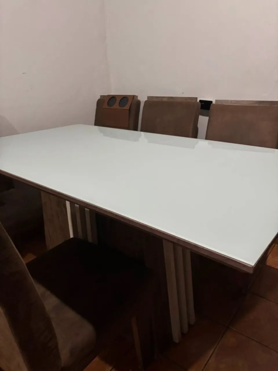 Mesa de Jantar Retangular com cadeiras - Foto 3