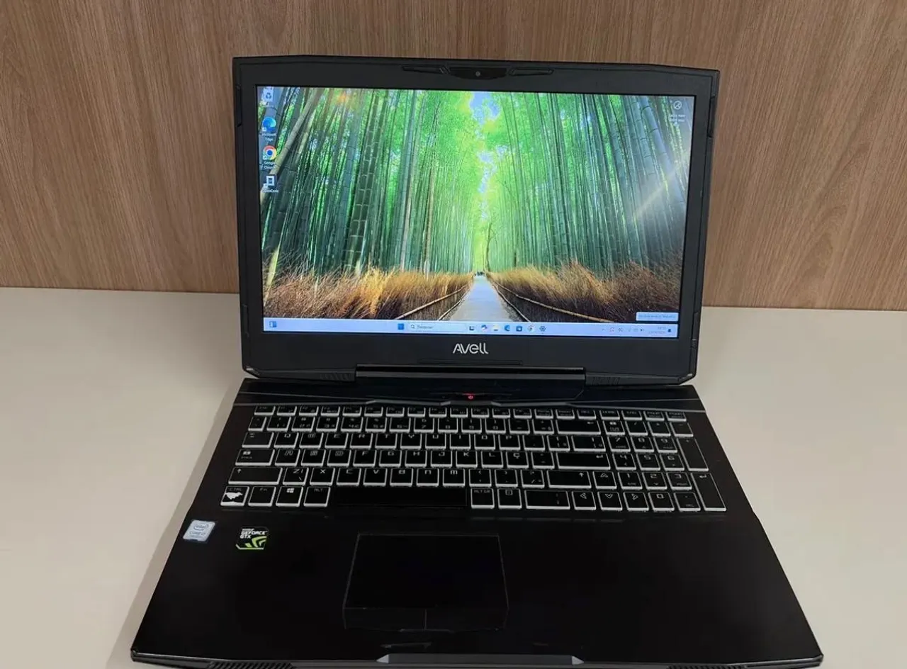 MacBook Pro i9 16polegadas 32gb ram 2Tb SSD vídeo AMD 5500m 8gb