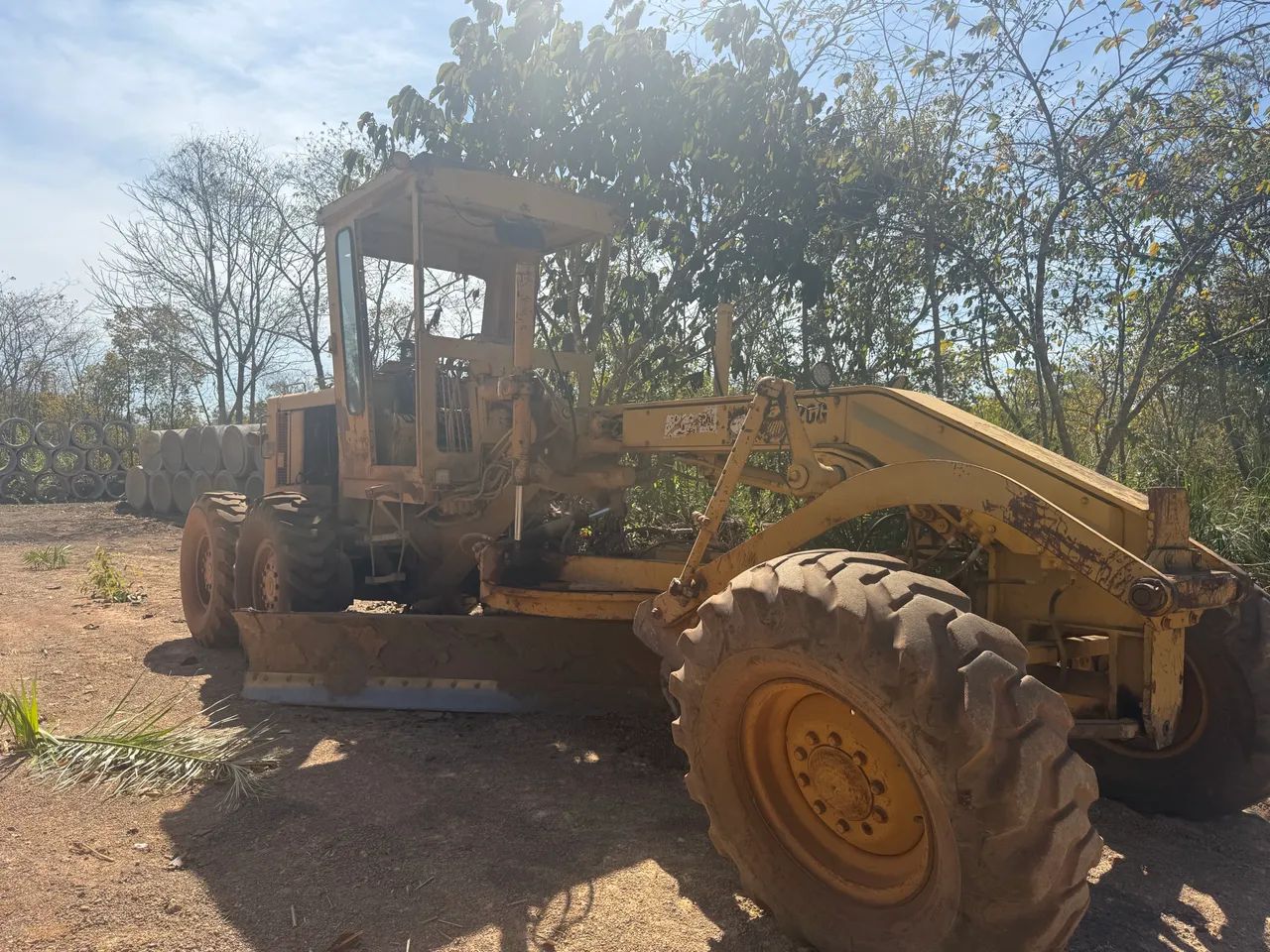MOTONIVELADORA CATERPILLAR 120G