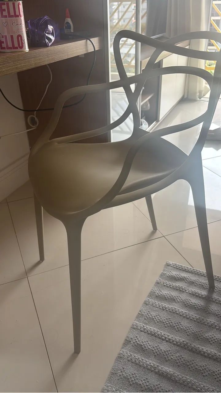 Mesa, com 4 cadeiras e mais uma avulsa - Foto 2