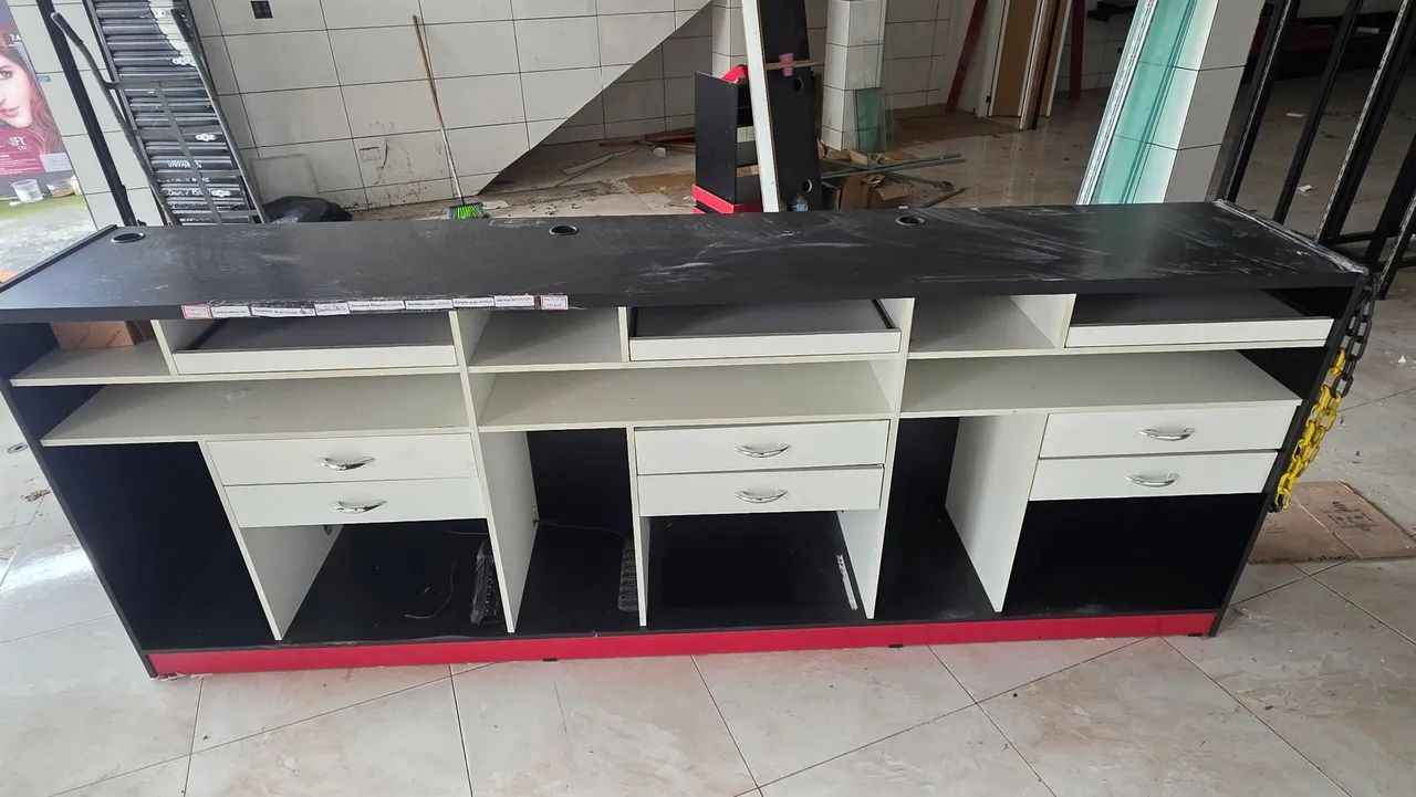 Balcão de Caixa para 3 PDVs - 2,79m com 6 Gavetas e Divisórias - Foto 5