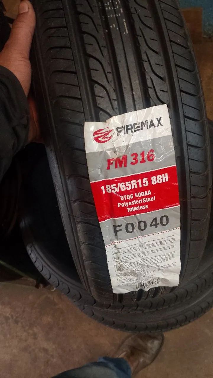 Pneus novos