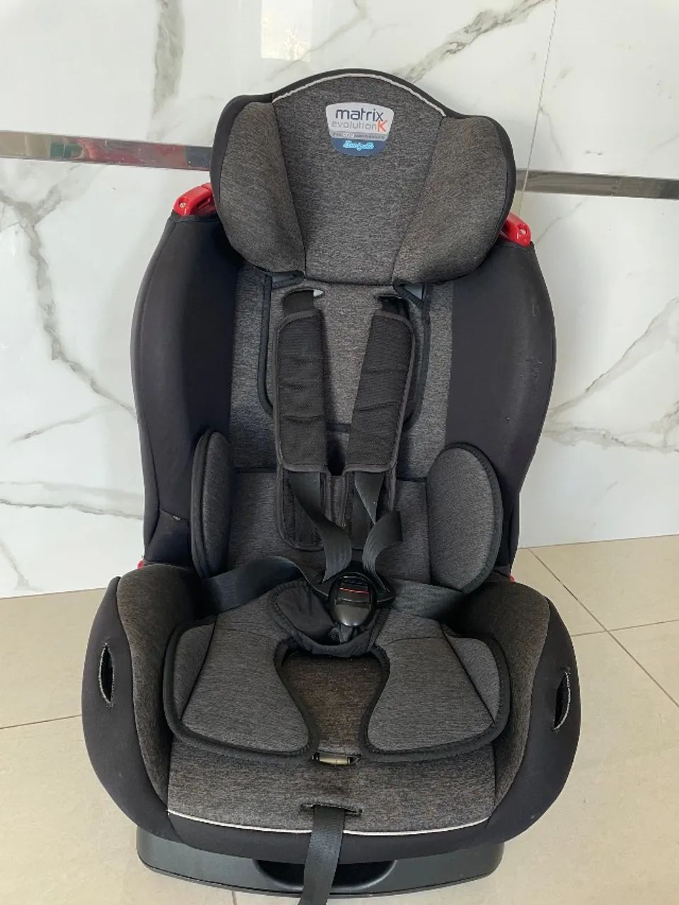 Cadeirinha de carro burigoto matriz evolution K