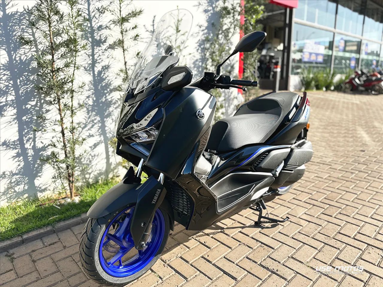 YAMAHA XMAX 300 CONNECTED ABS