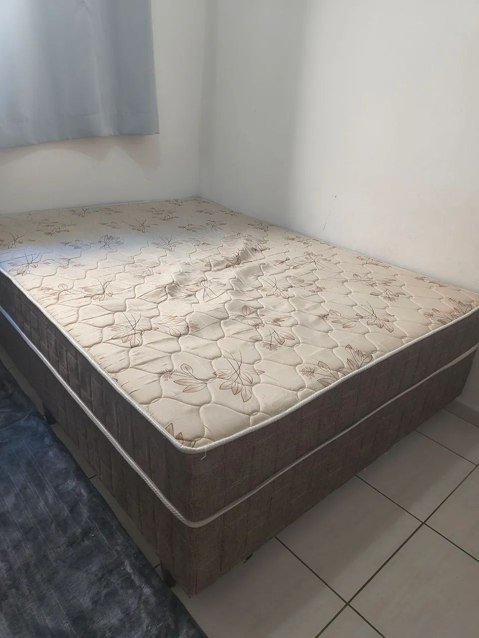 Cama de casal conjugada 