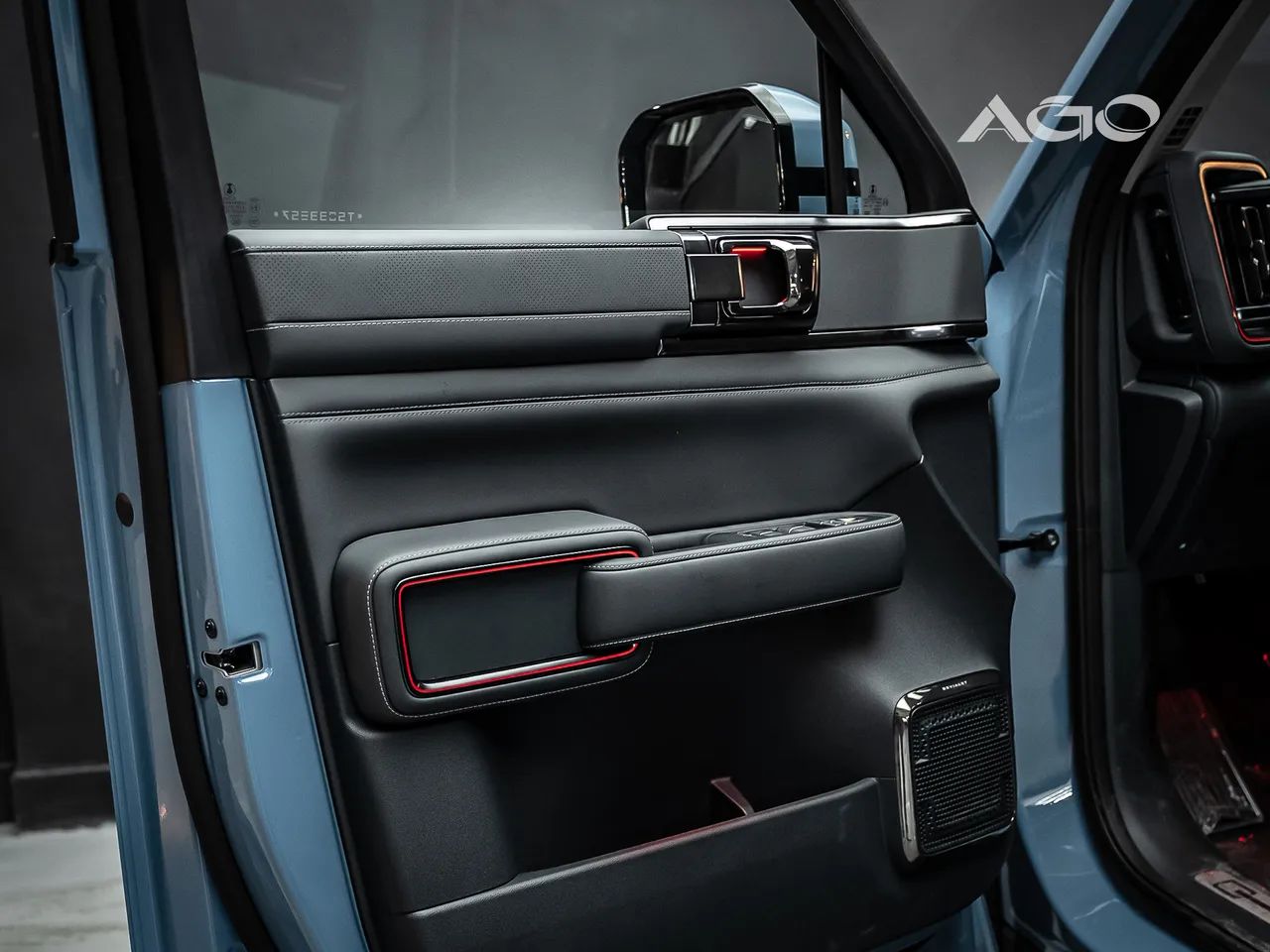 Denza B5 SUV híbrido plug-in, foto 11 de 14