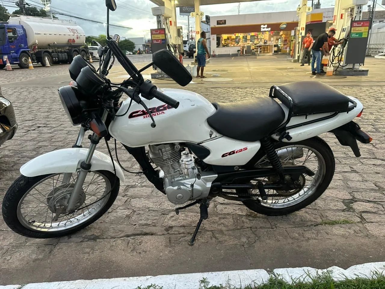 Moto cargo 2002