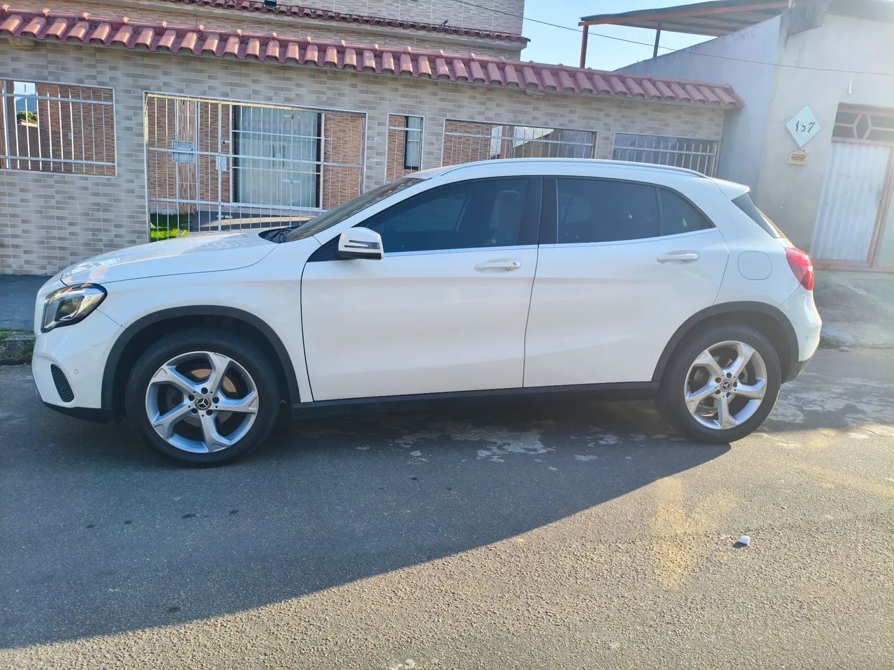 Mercedes-Benz GLA 200 Adv. 1.6/1.6 TB 16V Flex Aut. 2018