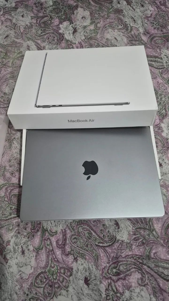 Macbook Air M2 256 GB 8 GB RAM 13,6